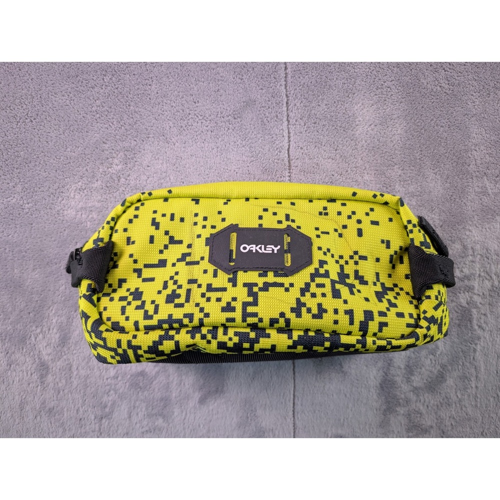 Oakley Digital Pixel Print Toiletry Bag Yellow Black Zippered Travel Kit Pouch